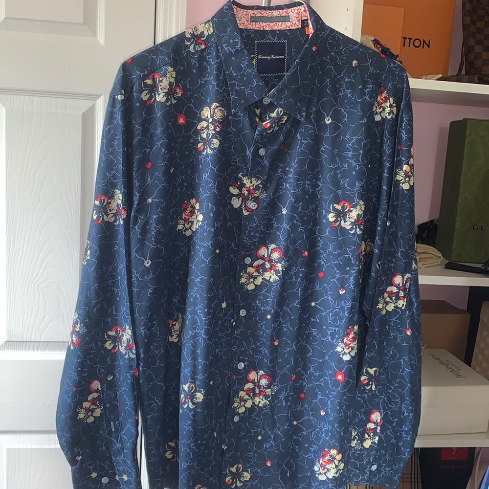Men’s Tommy bahama button down